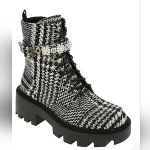 NEW Betsey Johnson Heather Houndstooth Lug Sole Combat Boot Size 6
